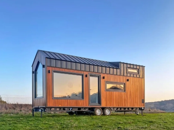 Modern tasarımlı tiny house – geniş cam cepheli, taşınabilir, 4 mevsim yaşanabilir küçük ev – Hibrit House