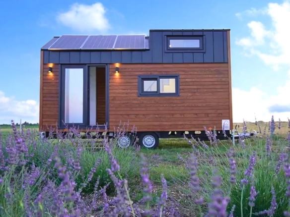 Modern tiny house – galvanizli hafif çelik karkas, 4 mevsim yalıtımlı, taşınabilir ve şık tasarımlı küçük ev modeli – Hibrit House